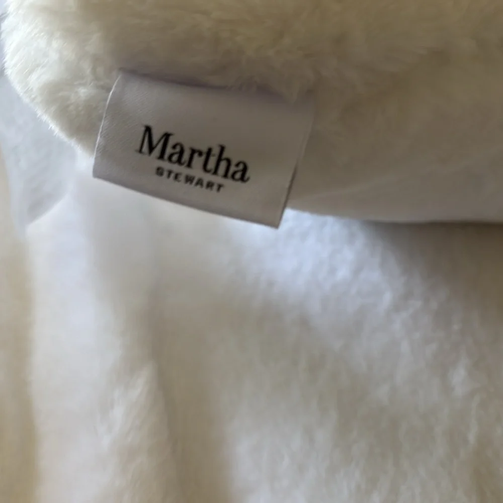 Martha Stewart Halloween Ghost Reading Book of ghost stories Faux Fur Pillow 👻📕